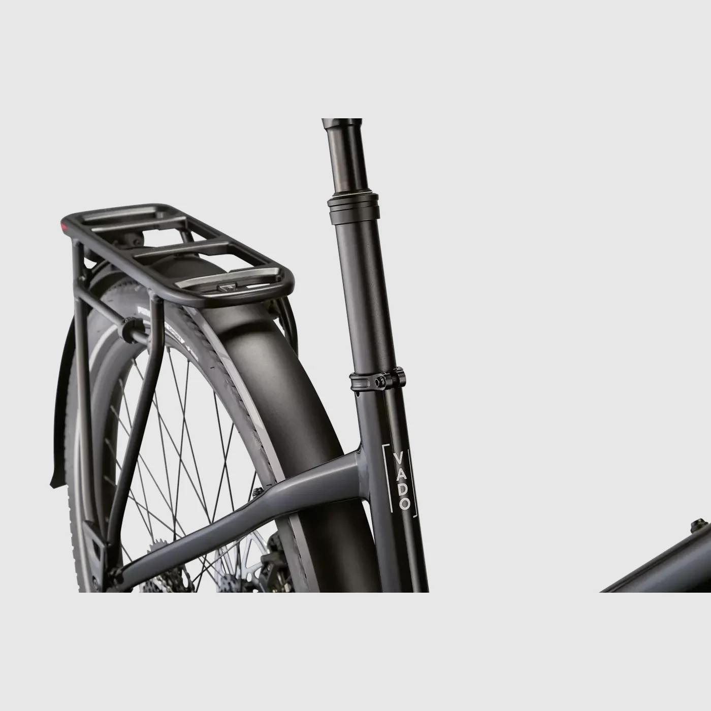 95022-35_VADO-50-ST-CSTBLK-SILREFL_D4-STTT turbo vado 5.0 step through