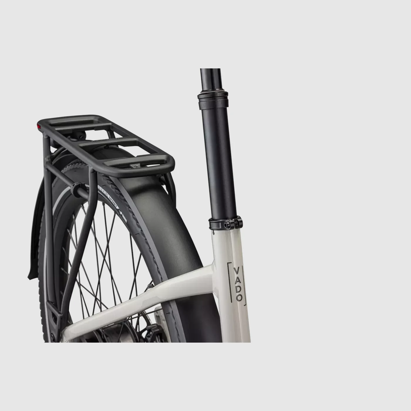 95322-22_VADO-30-IGH-WHTMTN-BLKREFL_D4-STTT turbo vado 5.0 igh step through