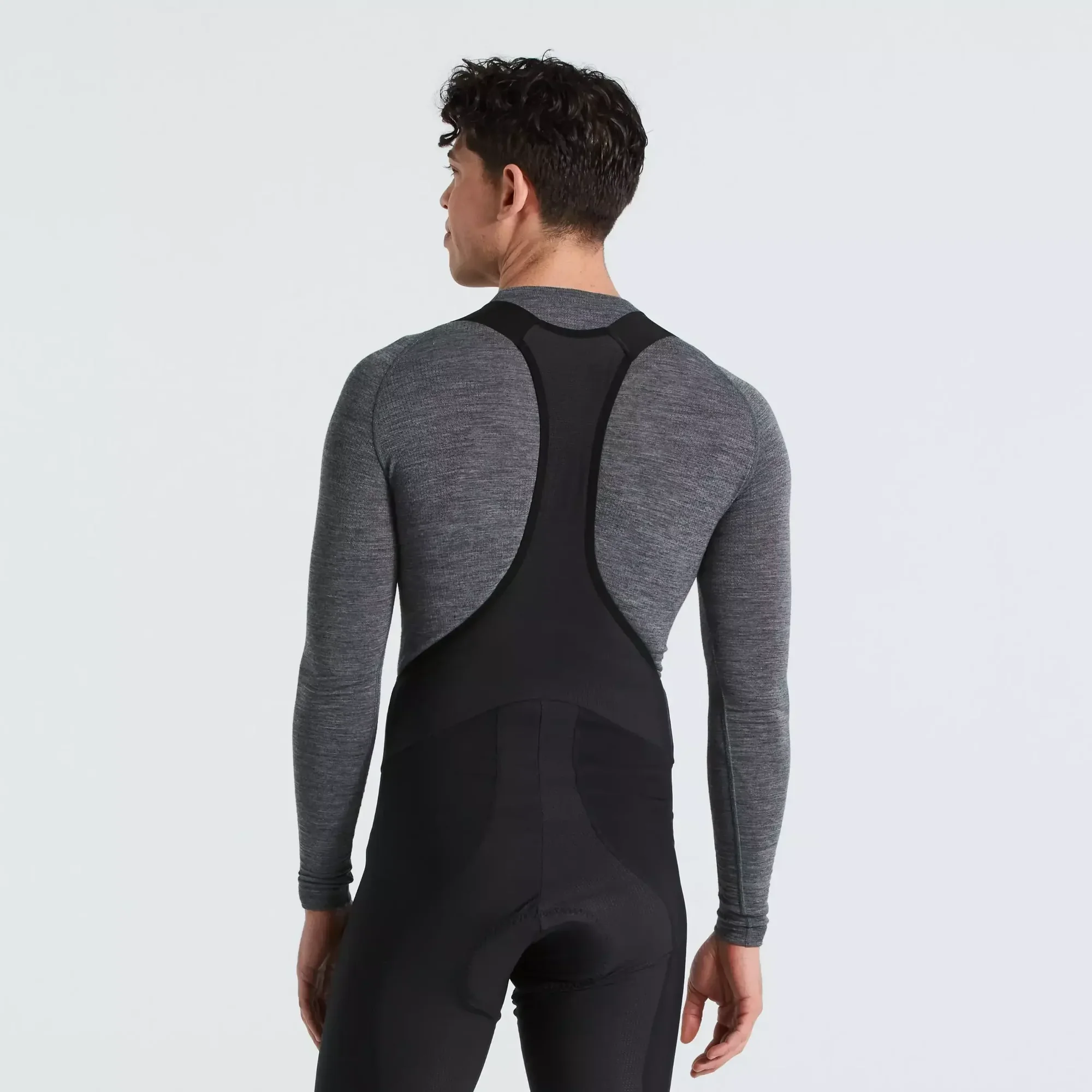 64122-050_APP_SEAMLESS-MERINO-BASELAYER-LS-MEN-GRY-S-M_BACK men's merino seamless long sleeve base layer