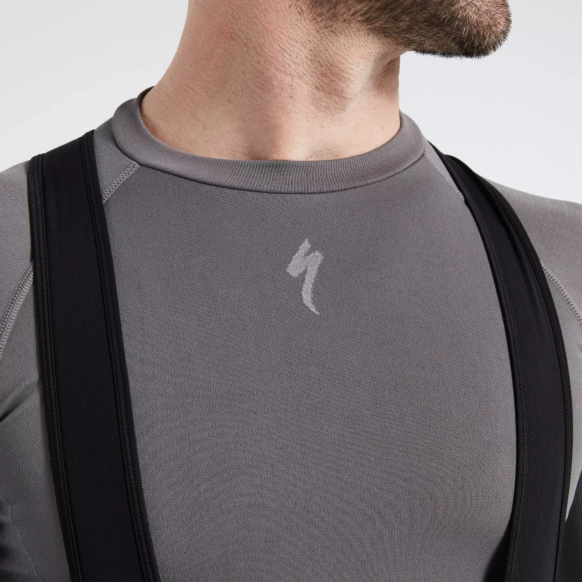 64122-080_APP_SEAMLESS-BASELAYER-LS-MEN-GRY-S-M_DETAIL1 men’s seamless long sleeve base layer