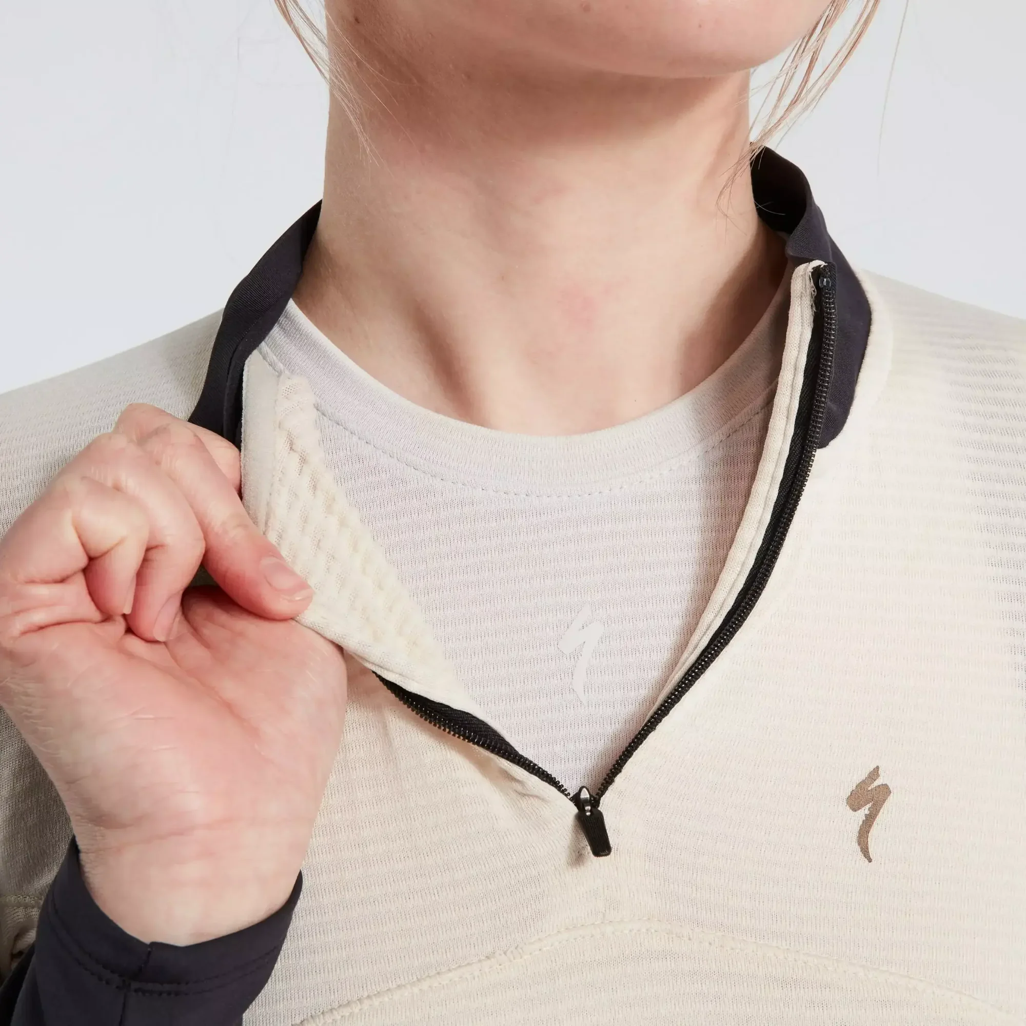 64122-910_APP_PRIME-POWERGRID-JERSEY-LS-WMN-WHTMTN-M_DETAIL1 women's prime series thermal jersey