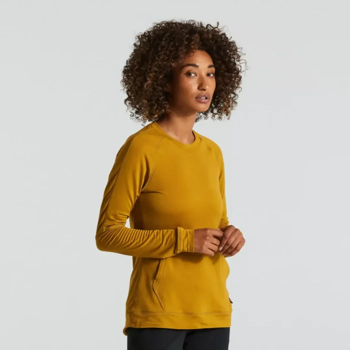 64123 660 app trail powergrid jersey ls wmn hrvgld front 3 4