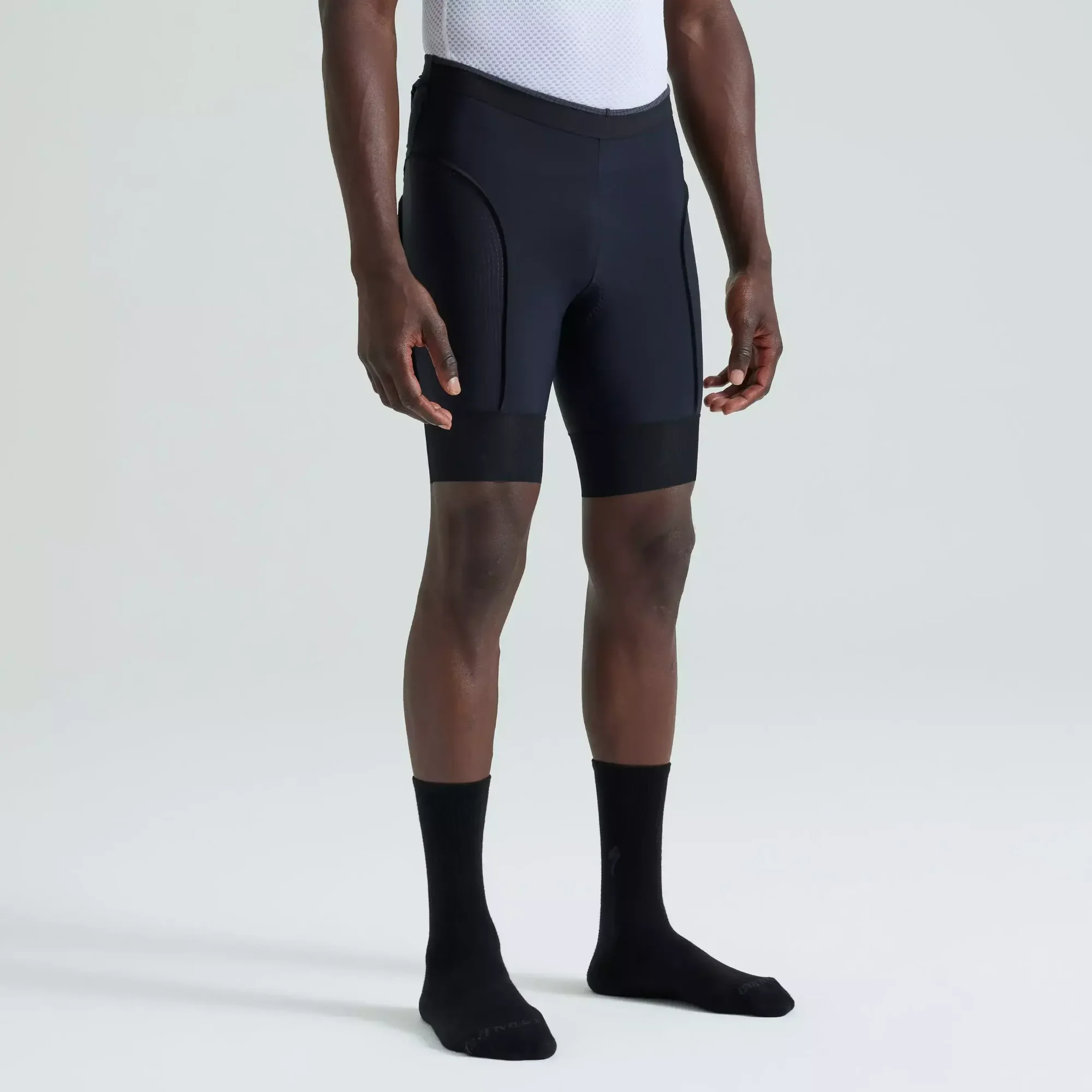 64223-320_APP_PRIME-SWAT-LINER-SHORT-MEN-BLK_FRONT-3-4 64223 320 app prime swat liner short men blk front 3 4