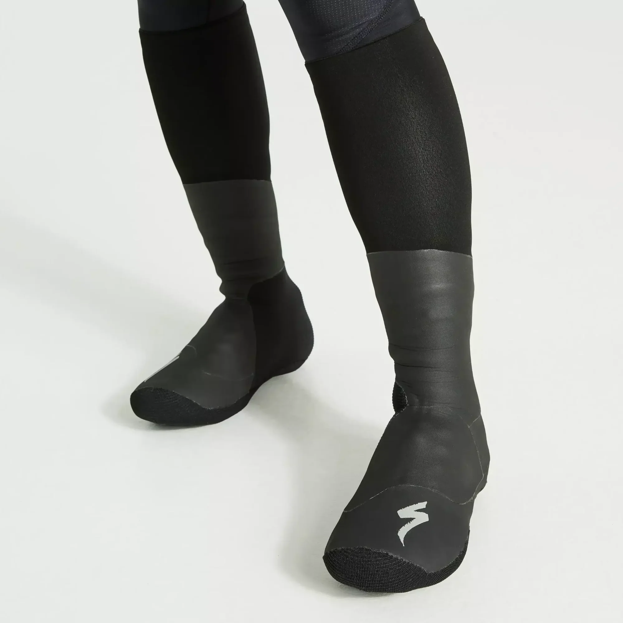 64323-400_APP_NEOPRENE-TALL-SHOE-COVERS_HERO neoprene tall shoe covers
