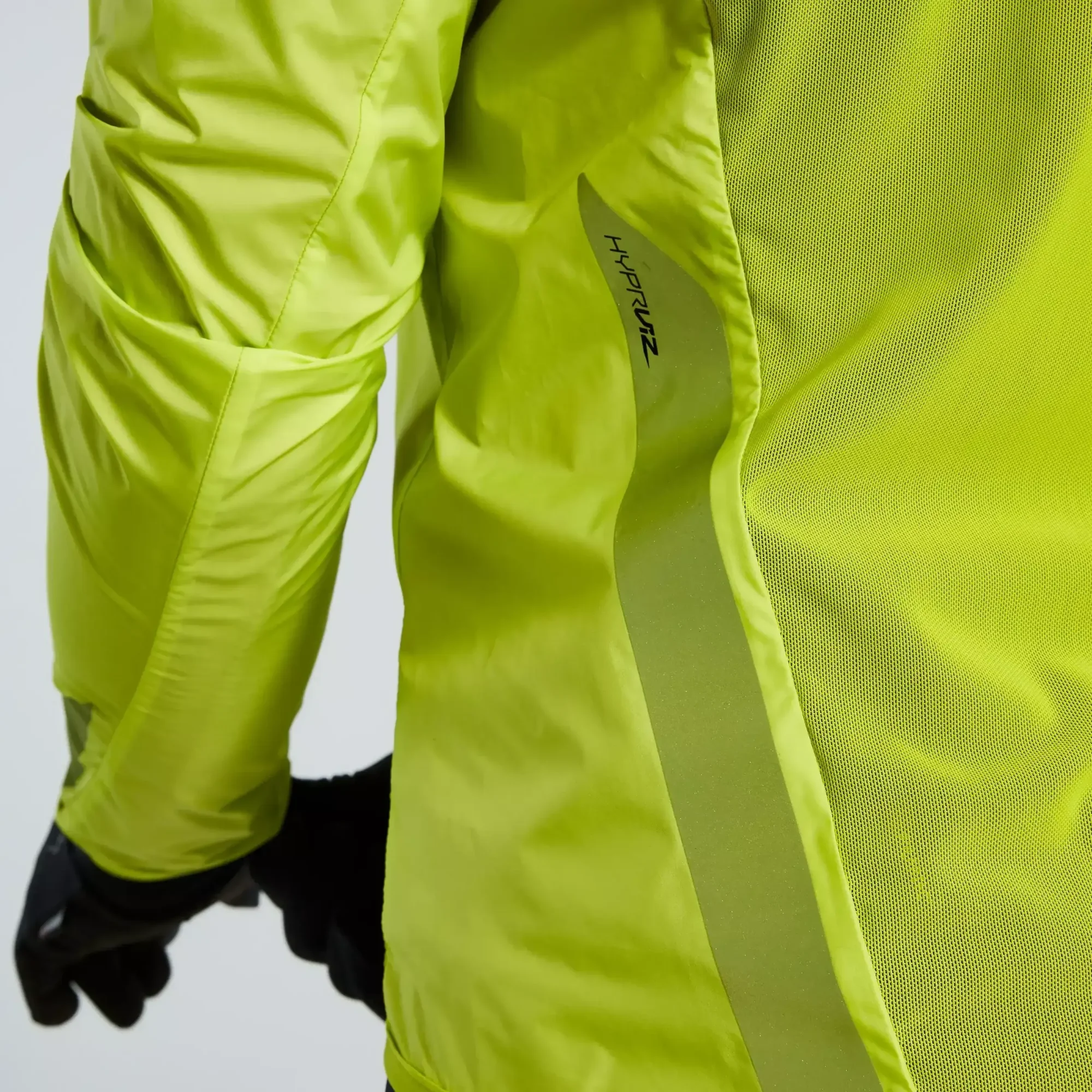 64421-700_APP_RACE-SERIES-WIND-JACKET-MEN-HYPERVIZ-M_DETAIL3 men's hyprviz sl pro wind jacket