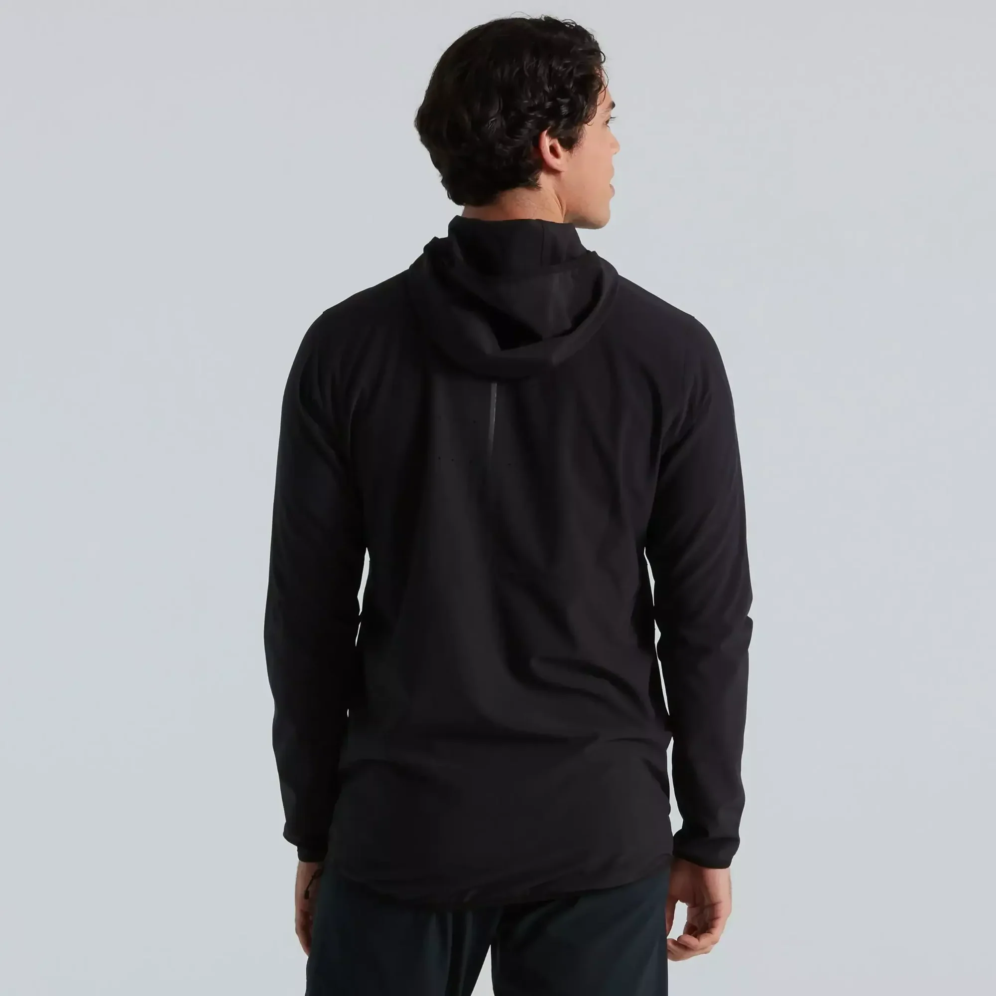 64421-780_APP_LEGACY-WIND-JACKET-MEN-BLK-M_BACK men's legacy wind jacket