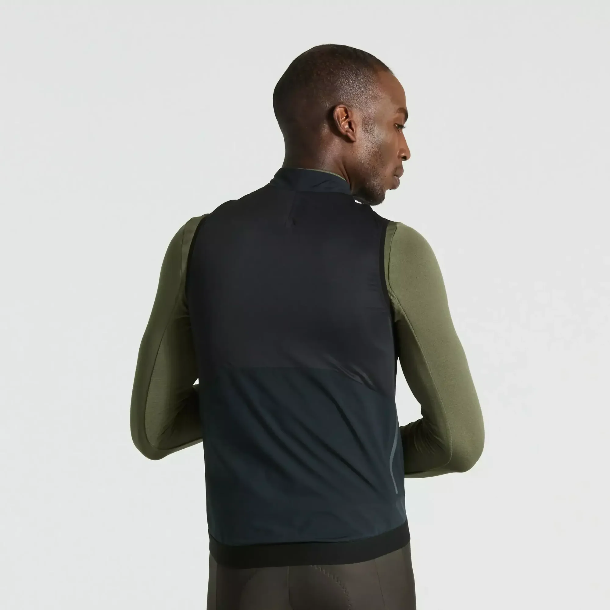64423-020_APP_PRIME-WIND-VEST-MEN-BLK_BACK men's prime wind vest