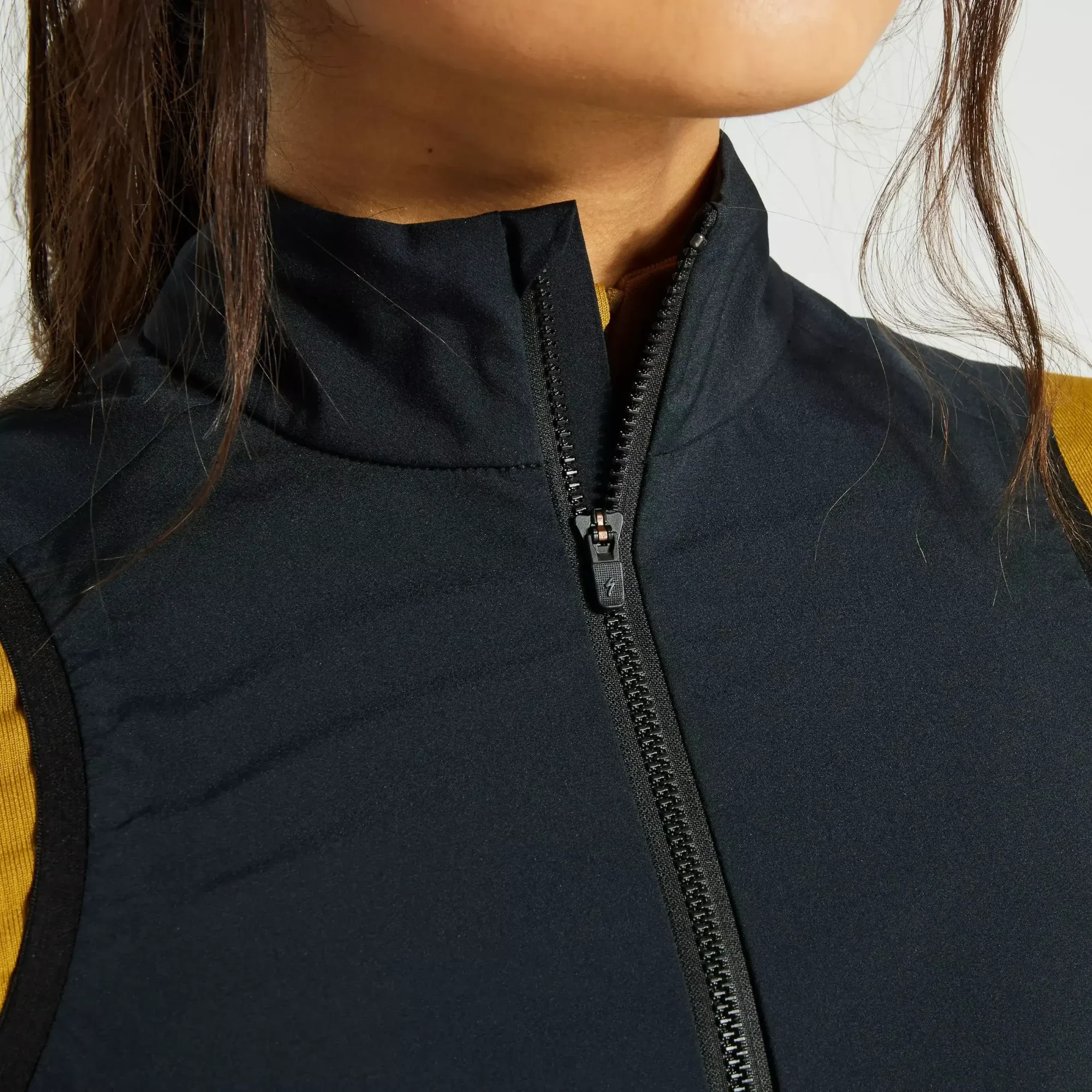 64423-030_APP_PRIME-WIND-VEST-WMN-BLK_DETAIL1 women's prime wind vest