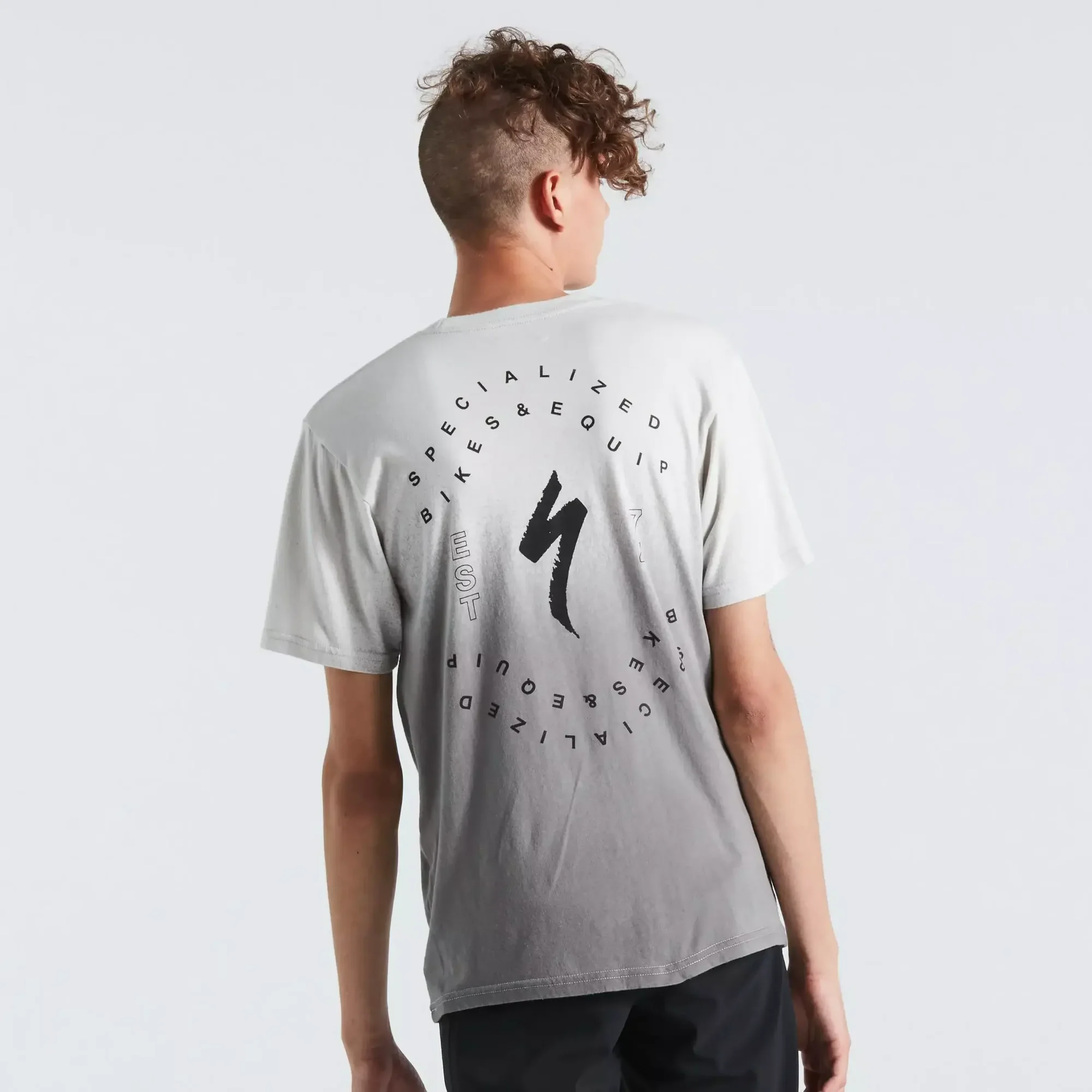 64622-420_APP_GRIND-TEE-SS-DOVGRY-SPRAY-M_BACK grind short sleeve t shirt