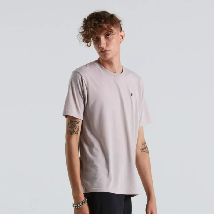 64622 991 app ritual tee ss cly m front 3 4