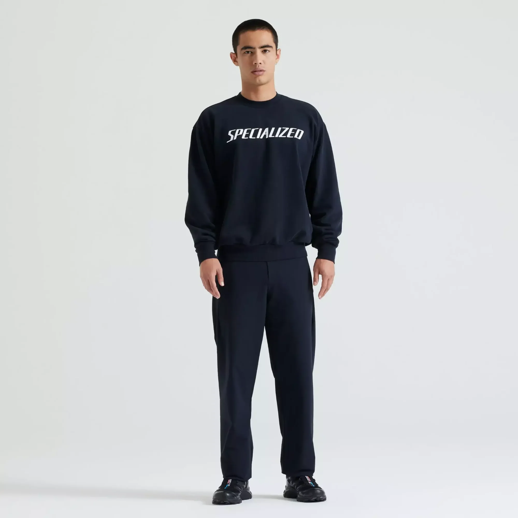 64623-690_APP_WORDMARK-CREWNECK-SWEATSHIRT-BLK_HERO wordmark crewneck sweatshirt