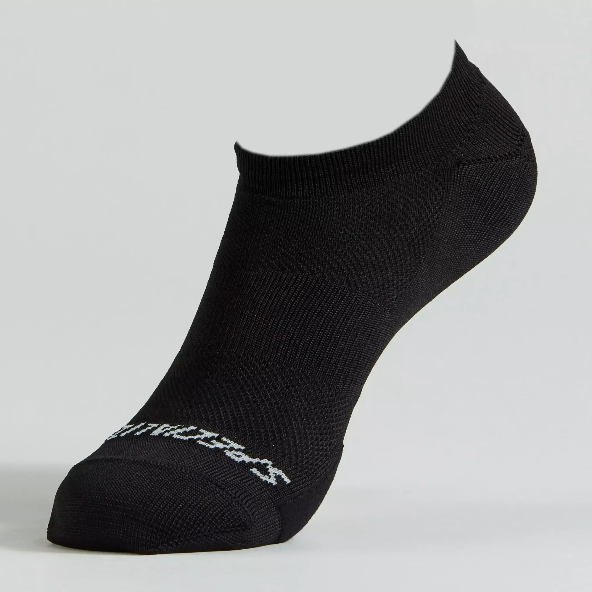 64722-370_APP_SOFT-AIR-INVISIBLE-SOCK-BLK-M_FRONT-3-4 64722 370 app soft air invisible sock blk m front 3 4