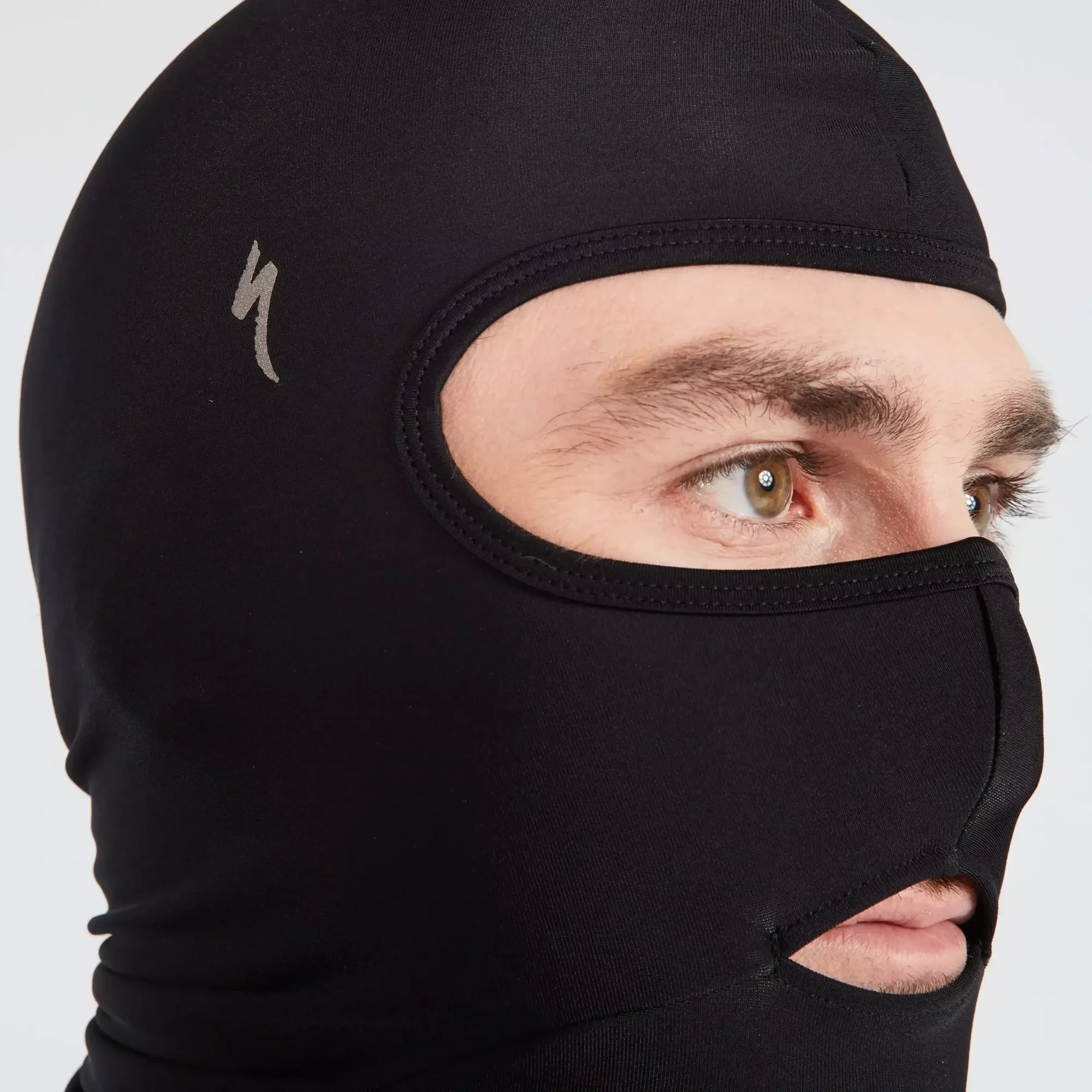 64822-560_APP_THERMAL-BALACLAVA-BLK-OSFA_DETAIL1 thermal balaclava