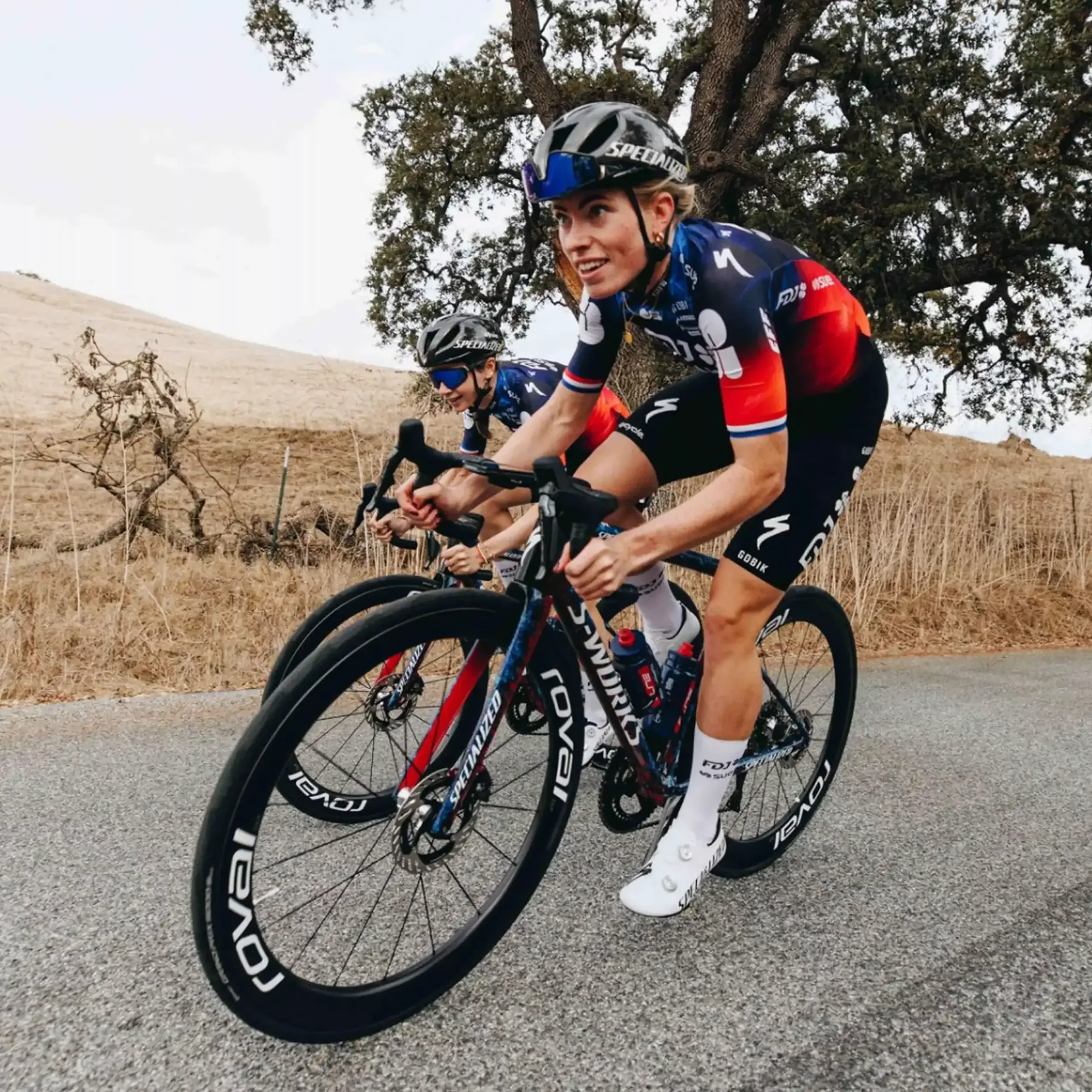 61025-443_SHOE_SW-ARES-RD-SHOE-WHT_DETAIL1 s works ares 2