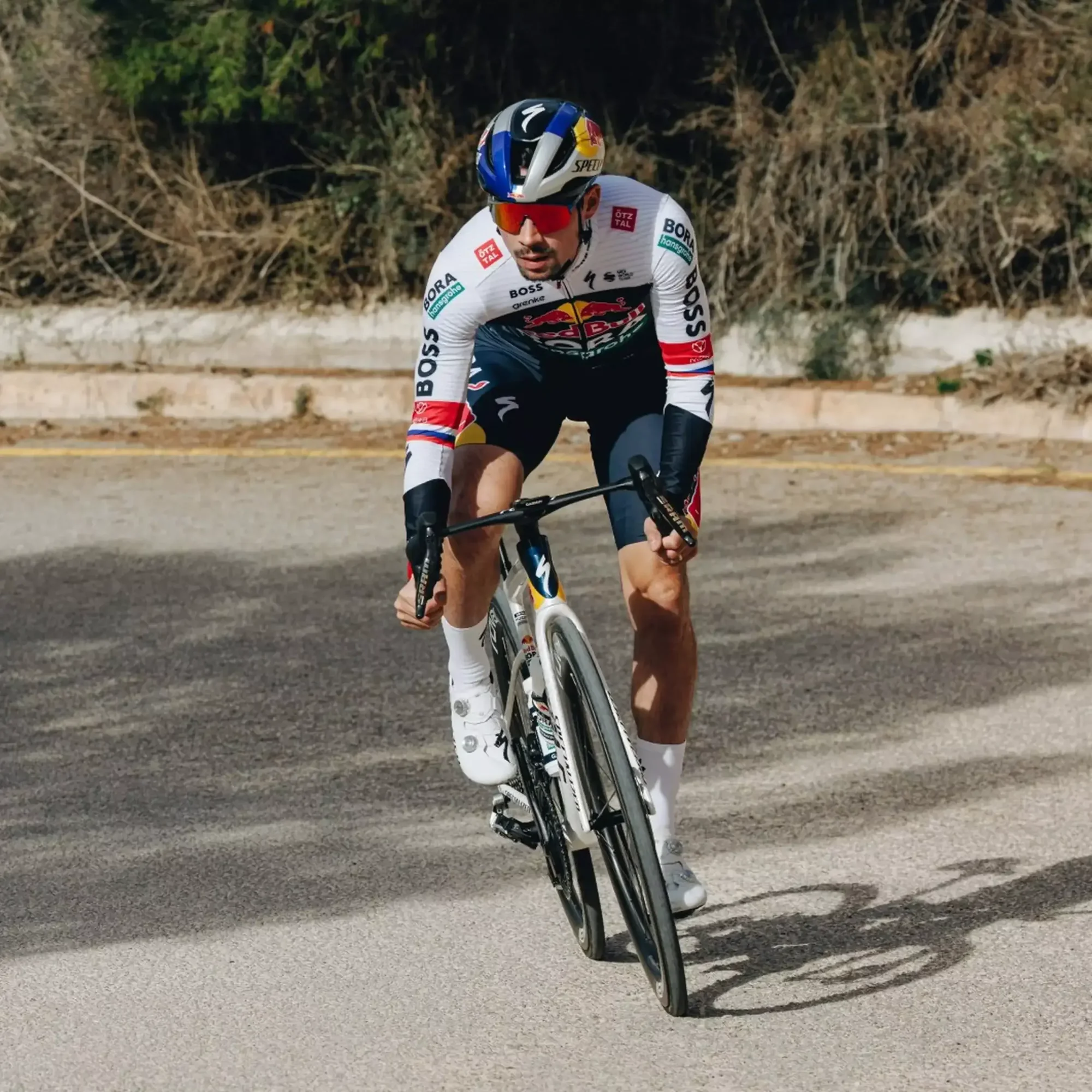 61025-443_SHOE_SW-ARES-RD-SHOE-WHT_DETAIL2 s works ares 2