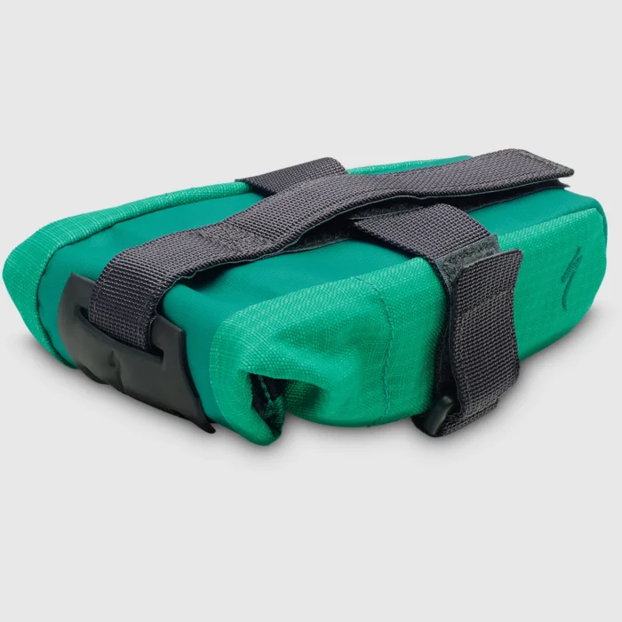 41118 0002 bag seat pack acdmnt hero