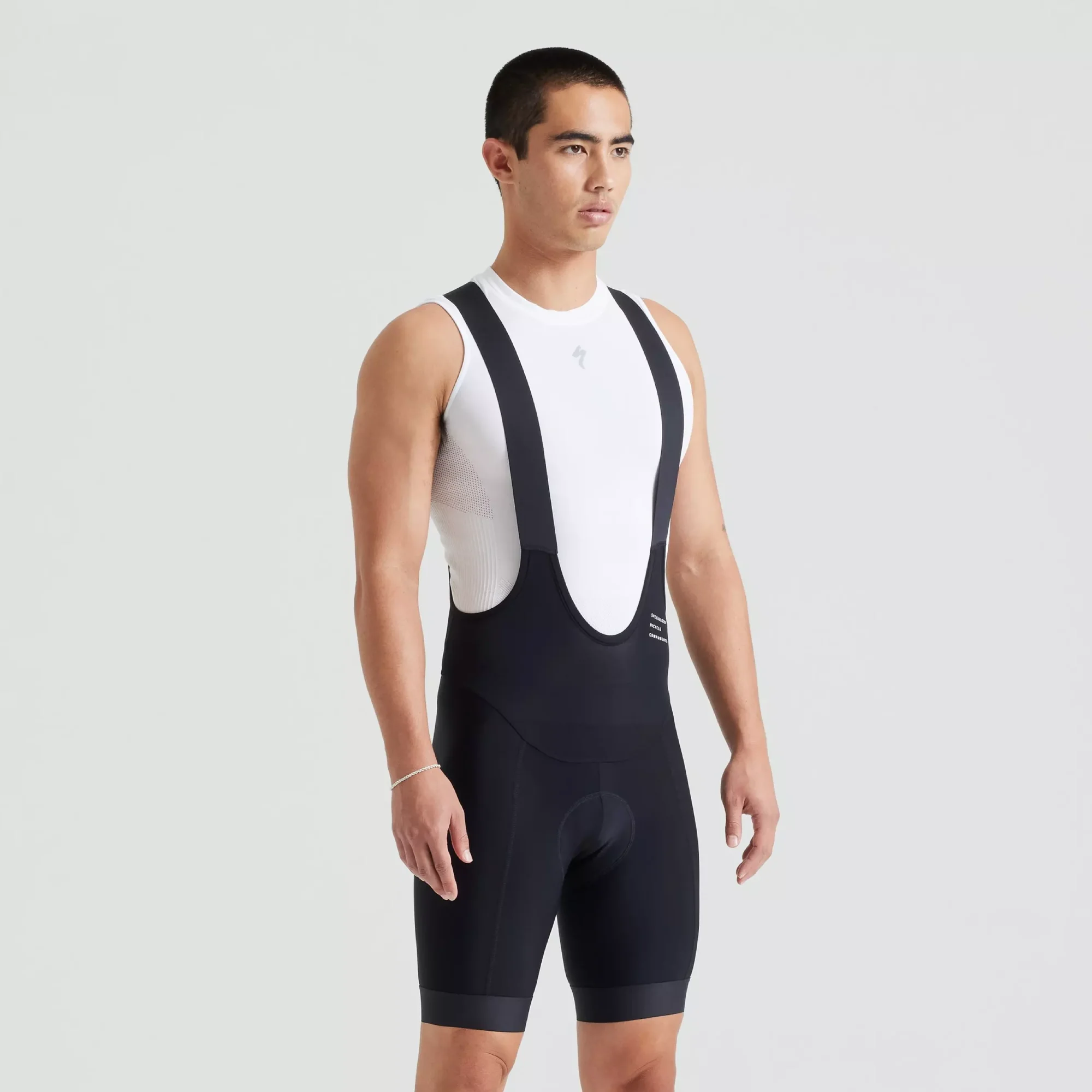 64523-280_APP_FOUNDATION-BIB-SHORT-MEN-BLK_FRONT-3-4 men’s specialized foundation bib shorts