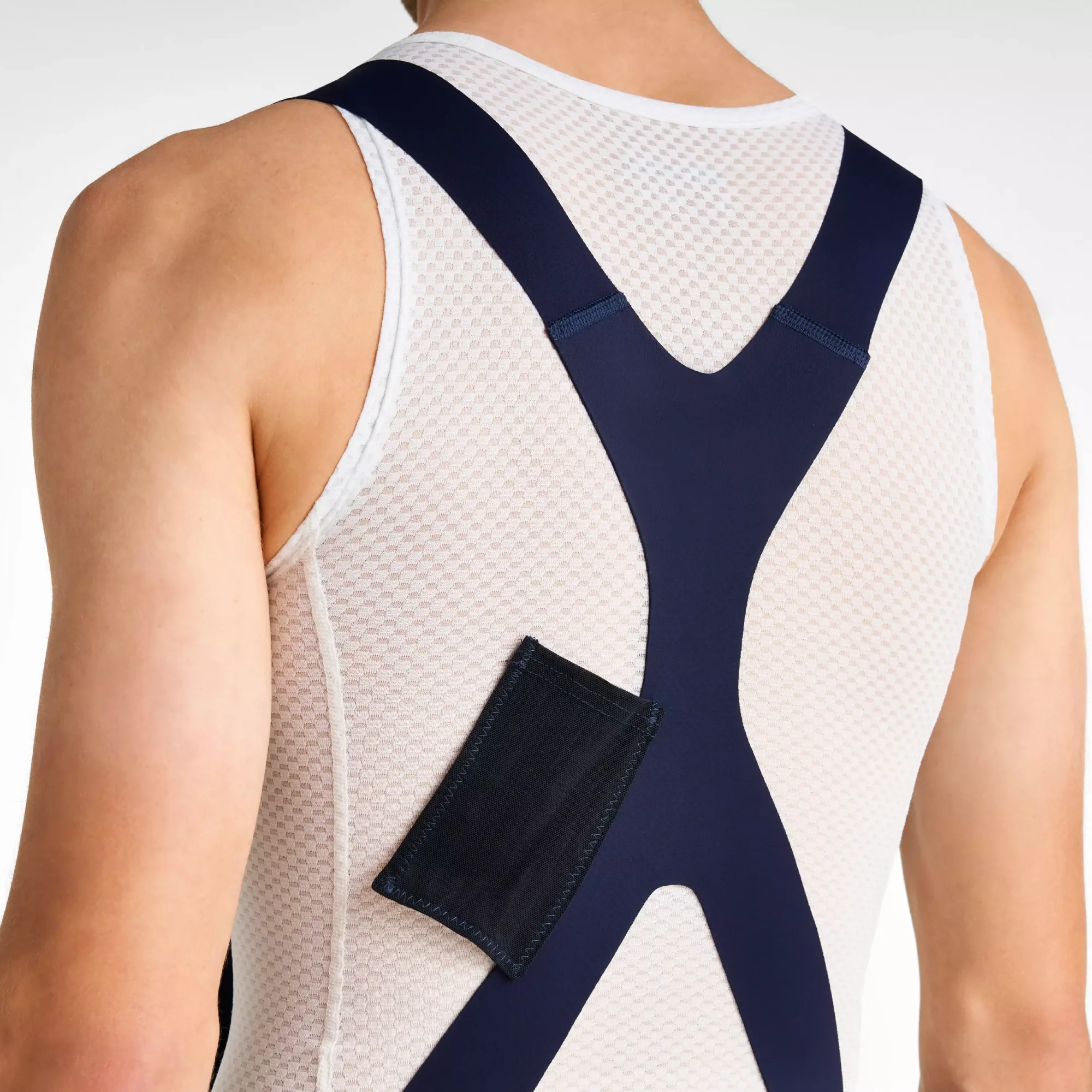 64525-440_APP_RBH-BIB-SHORT-MEN-LTD-RACING-BLU_DETAIL1 red bull bora hansgrohe race bib short