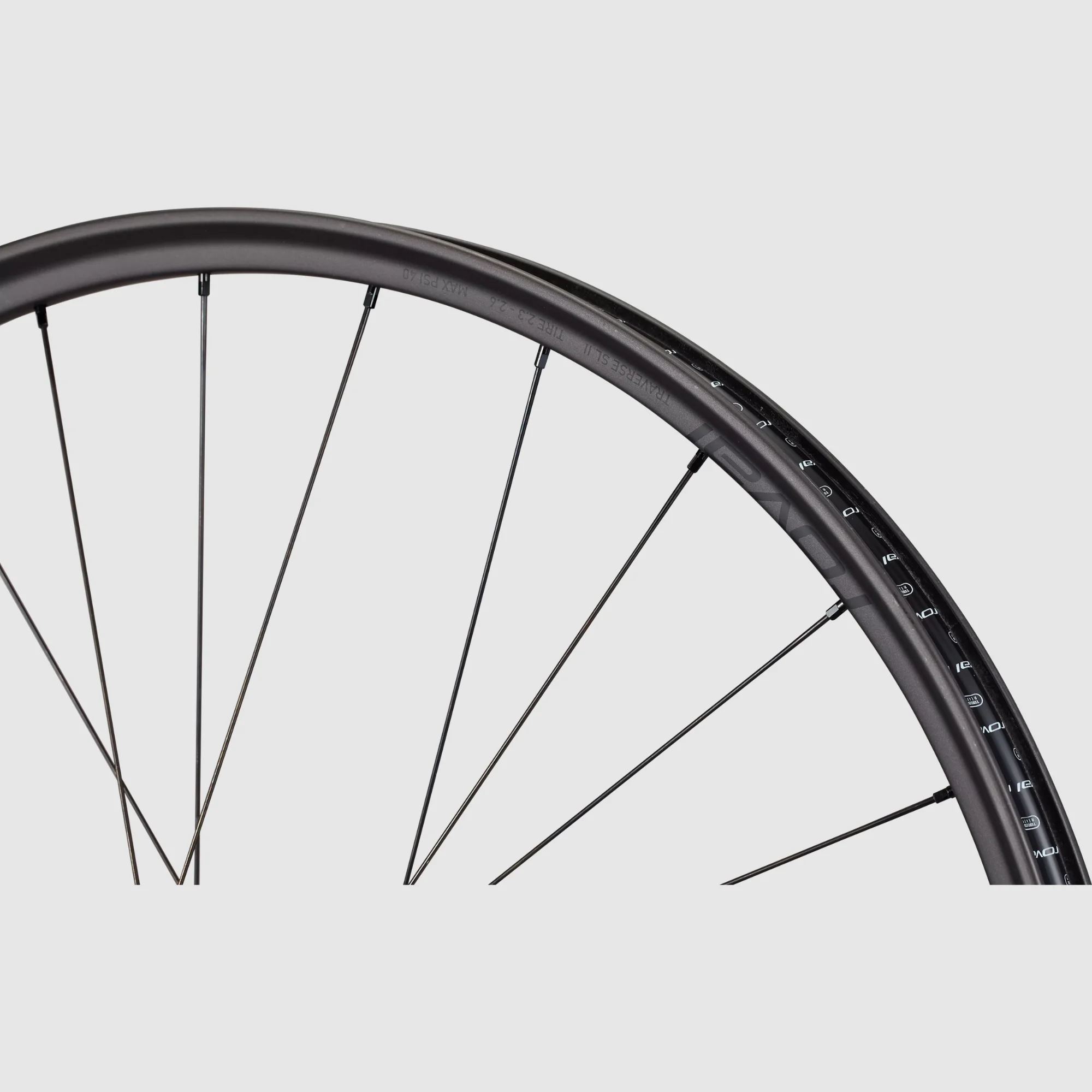 30123-710_WHL_TRAVERSE-SL-II-350-29-6B-FRONT-CARBON-BLK_DEPTH roval traverse sl ii 350 6b