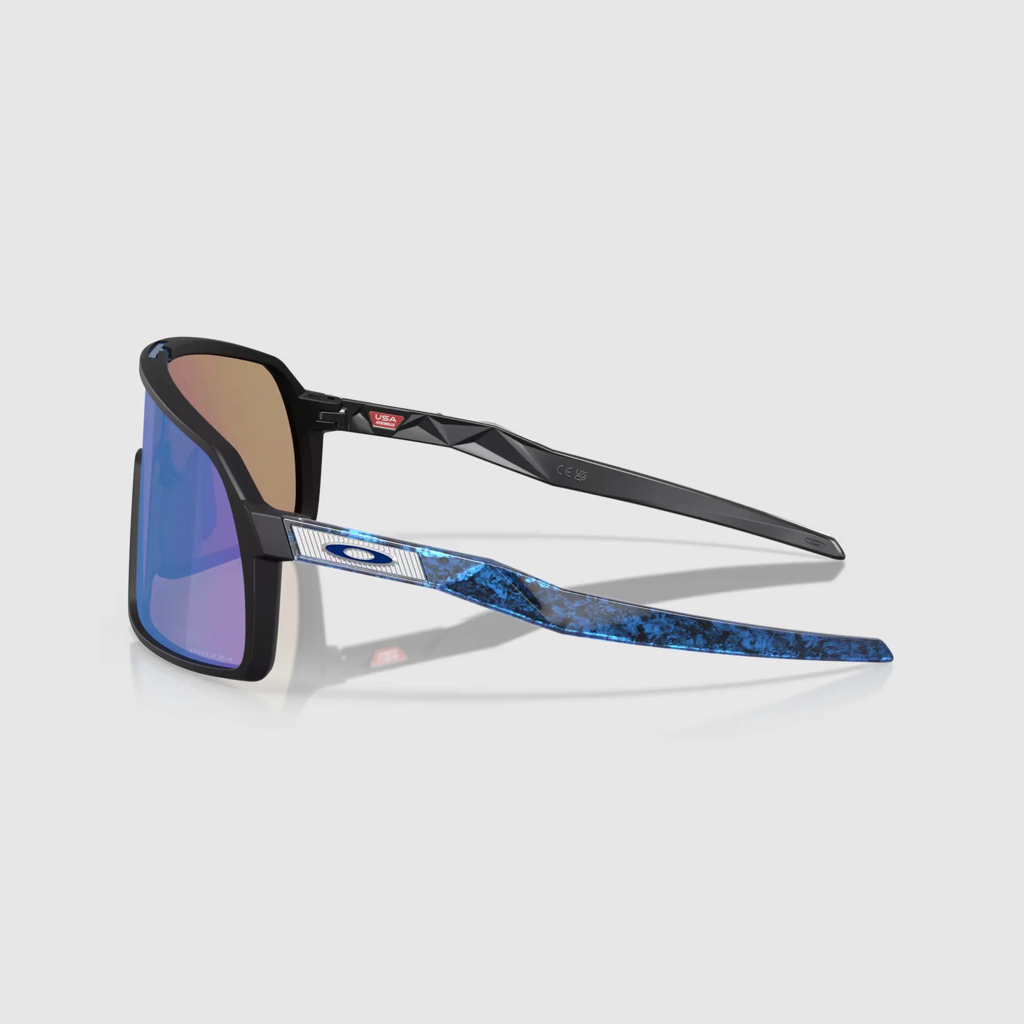 0OO9462__946214__P21__shad__lt oakley sutro s fathom collection