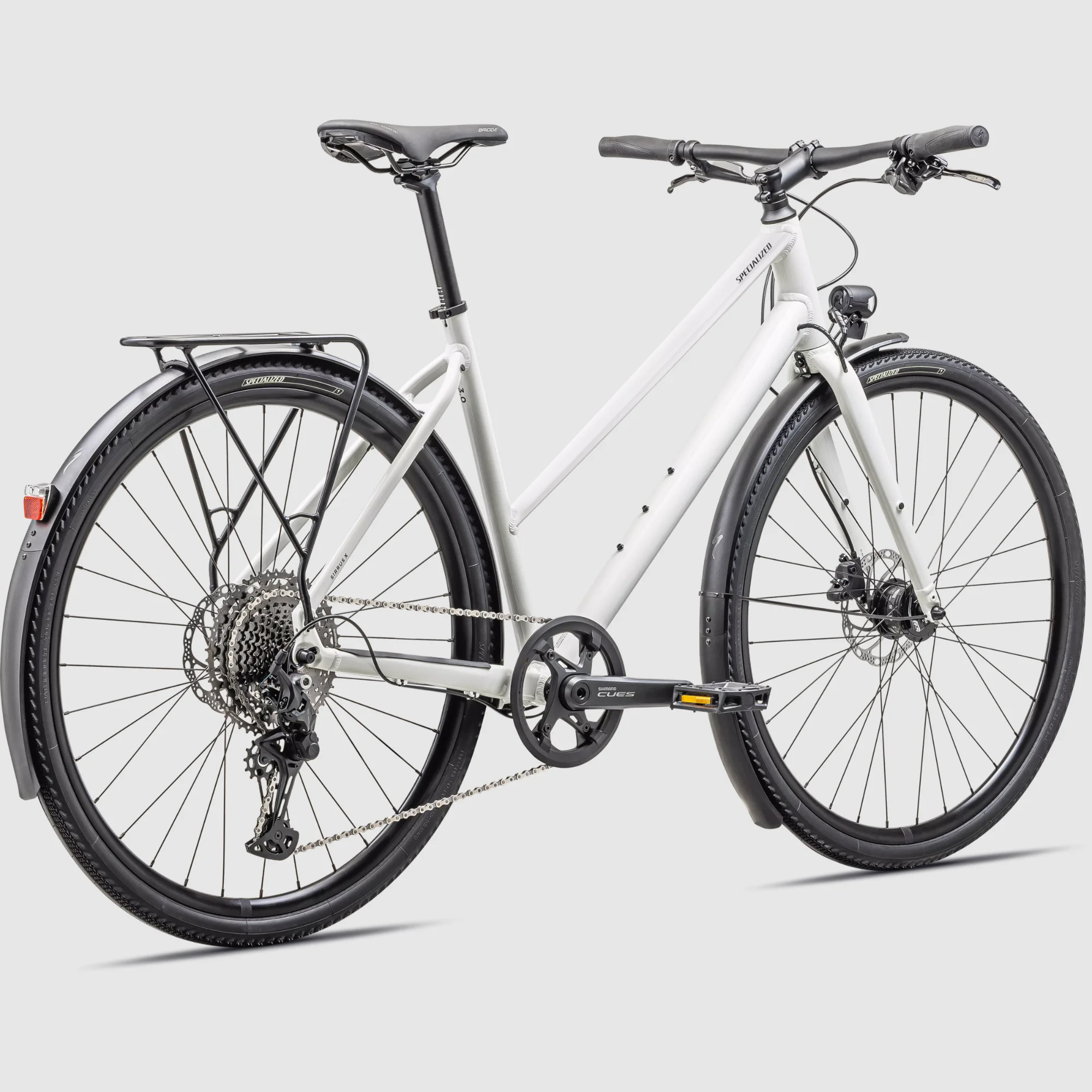 92424-74_SIRRUS-X-30-EQ-ST-DUNEWHT-DKNVY_RDSQ sirrus x 3.0 step through eq